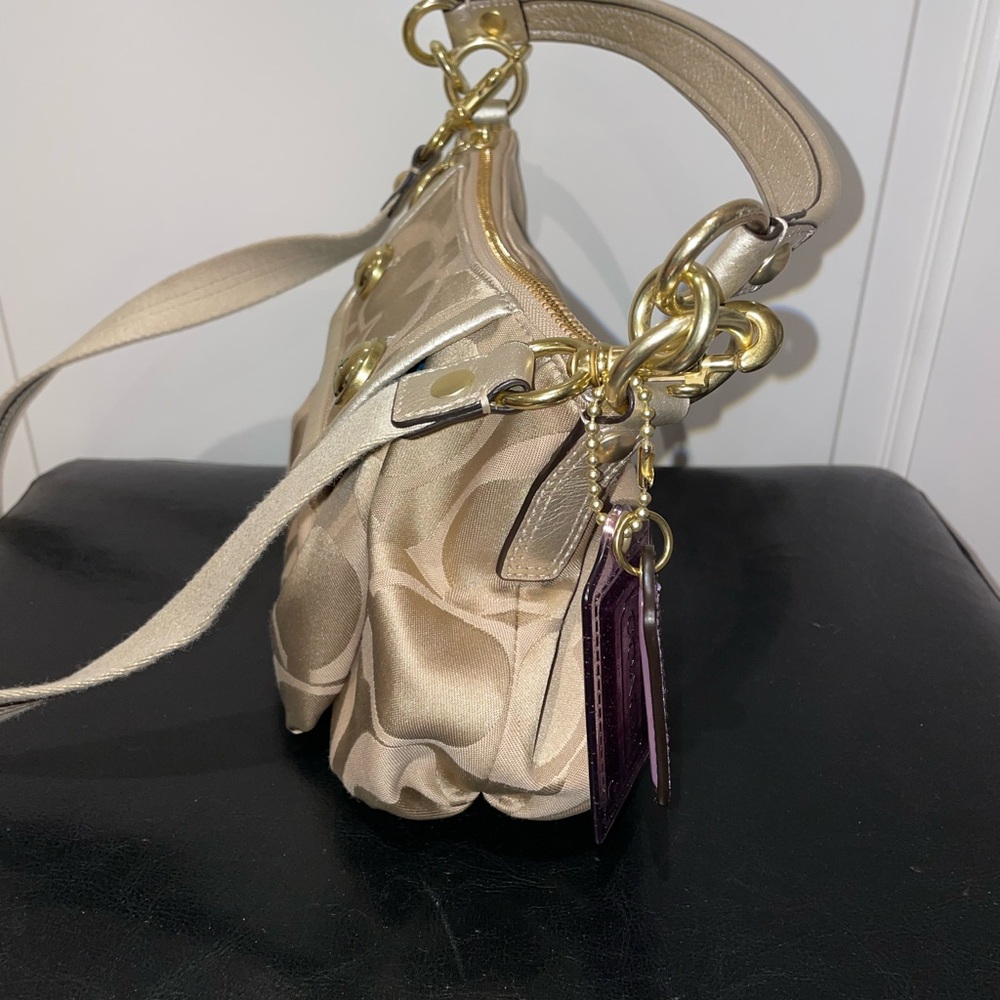 Coach Tan Signature Canvas Purse - Picture 4 of 10